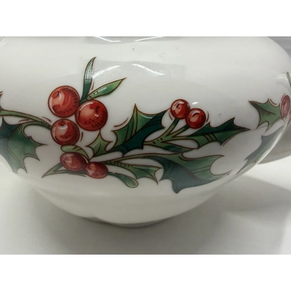 Waldman House Press Cup of Christmas Tea Holly Teapot w/ Lid Ceramic 4 Cup